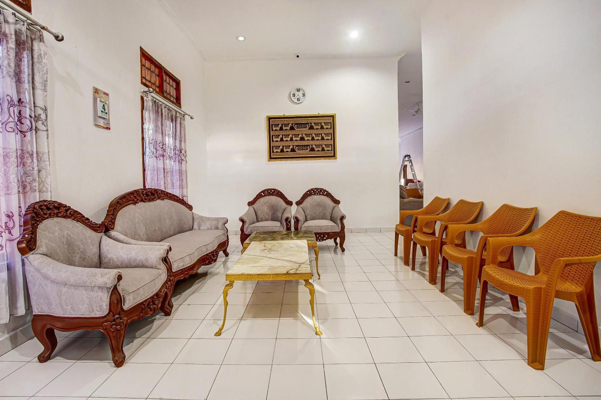 Super Oyo 91055 Homestay Syariah باندار لامبونغ المظهر الخارجي الصورة
